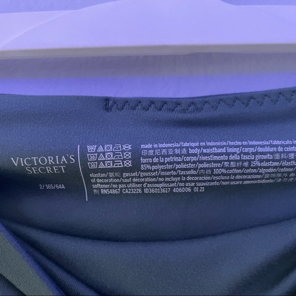 victoria’s secret pocket legging - Picture 4 of 4